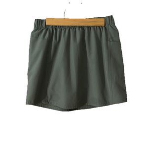 Patagonia women’s extra small tech Army green skort two pockets elastic waist XS